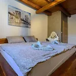 Villa House Istrian Rose By Istrialux Svetvinčenat