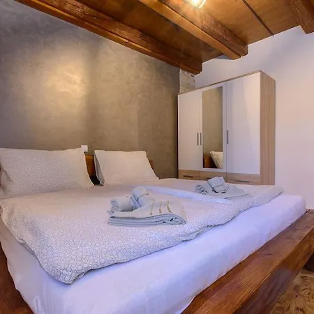 House Istrian Rose By Istrialux Villa