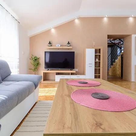 House Istrian Rose By Istrialux Villa