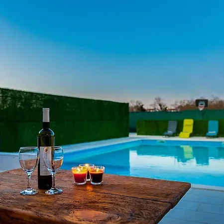 Villa House Istrian Rose By Istrialux *